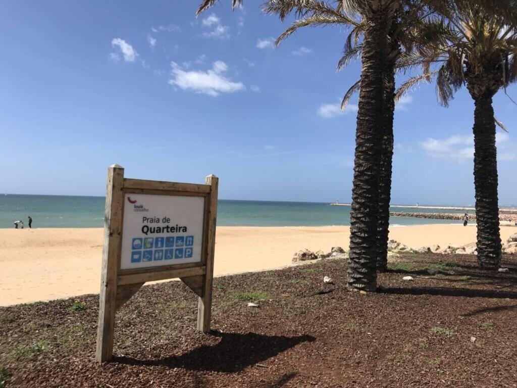 Apartamento Frente Ao Mar Com Piscina De Agua Salgada Quarteira Exterior photo